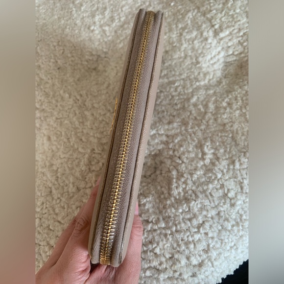 Prada wallet - Picture 5 of 8